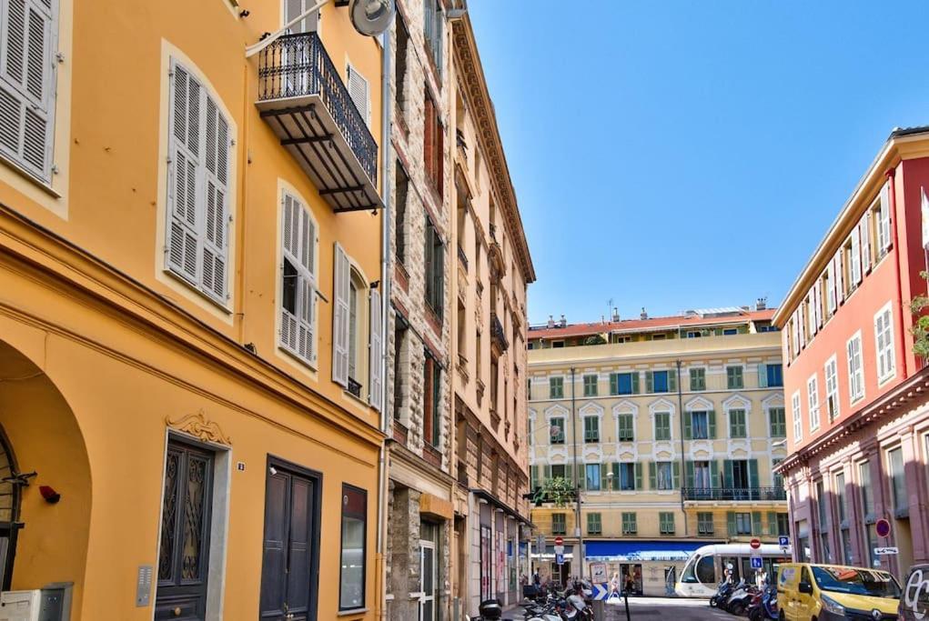 Very Nice 2P With All Comfort, City Center Ac/Wifi Esterno foto