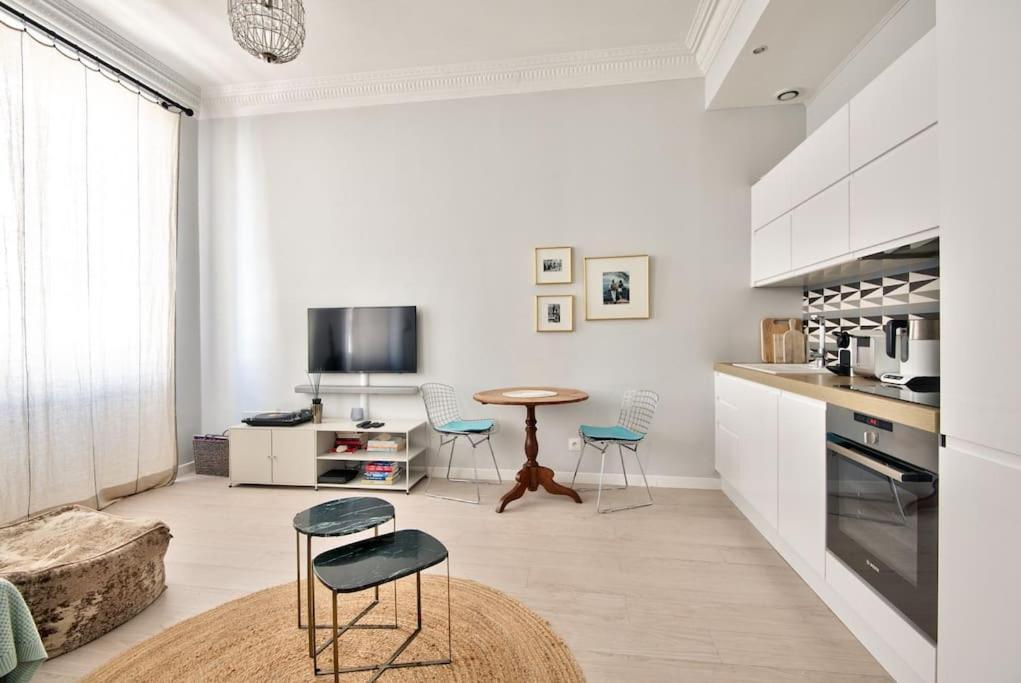 Very Nice 2P With All Comfort, City Center Ac/Wifi Esterno foto